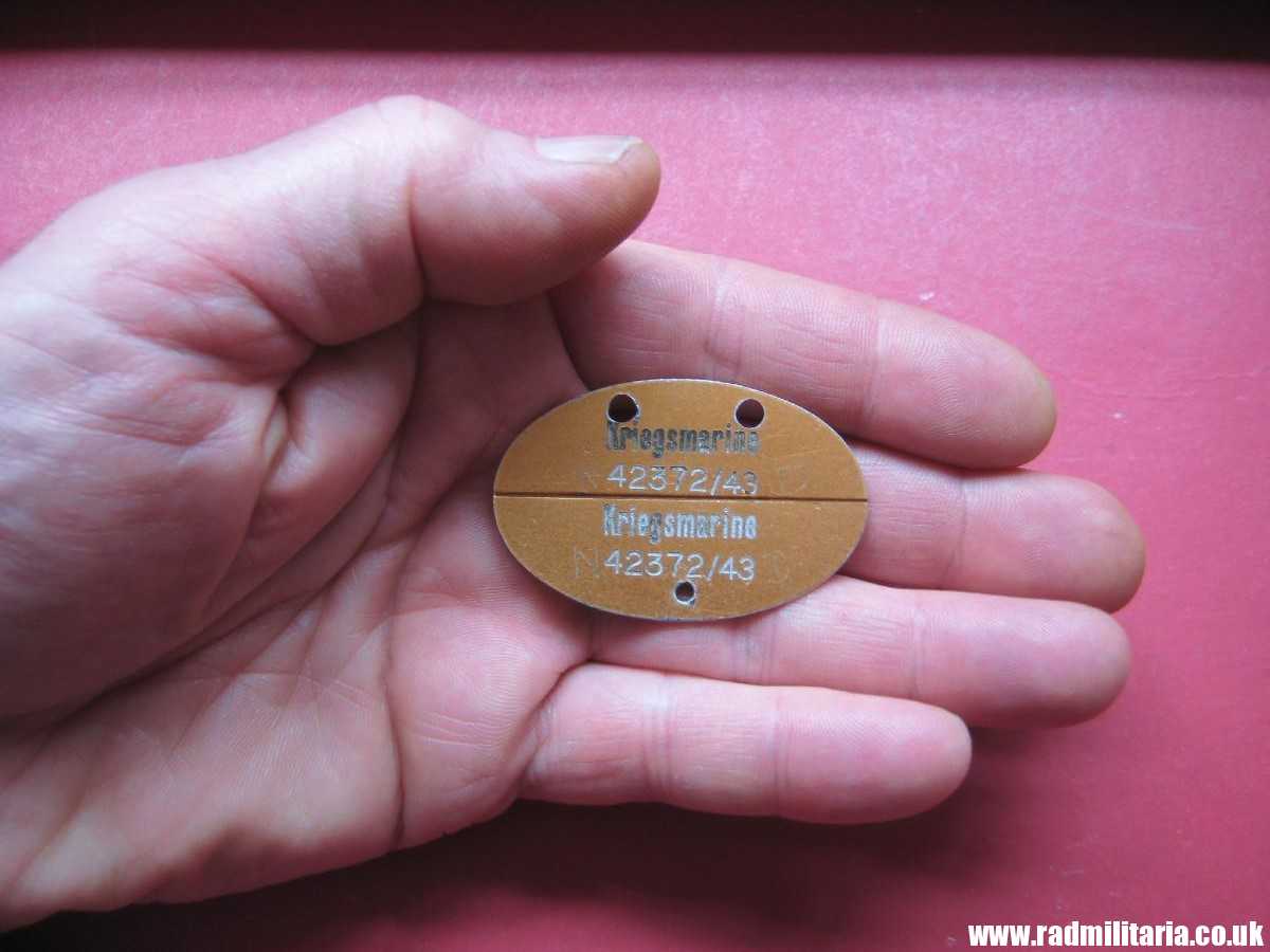 & original WW2 KRIEGSMARINE DOG TAG - ID DISC: Hans Jaeger (N)42372/43(D) good condition. - Image 4