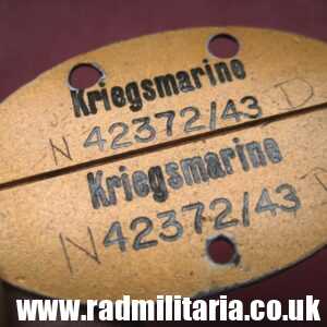 & original WW2 KRIEGSMARINE DOG TAG - ID DISC: Hans Jaeger (N)42372/43(D) good condition.