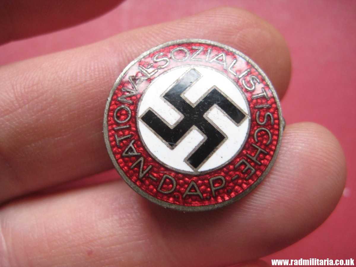 & WW2 original German NSDAP enamel membership BADGE marked: RZM M1/128 - Image 14