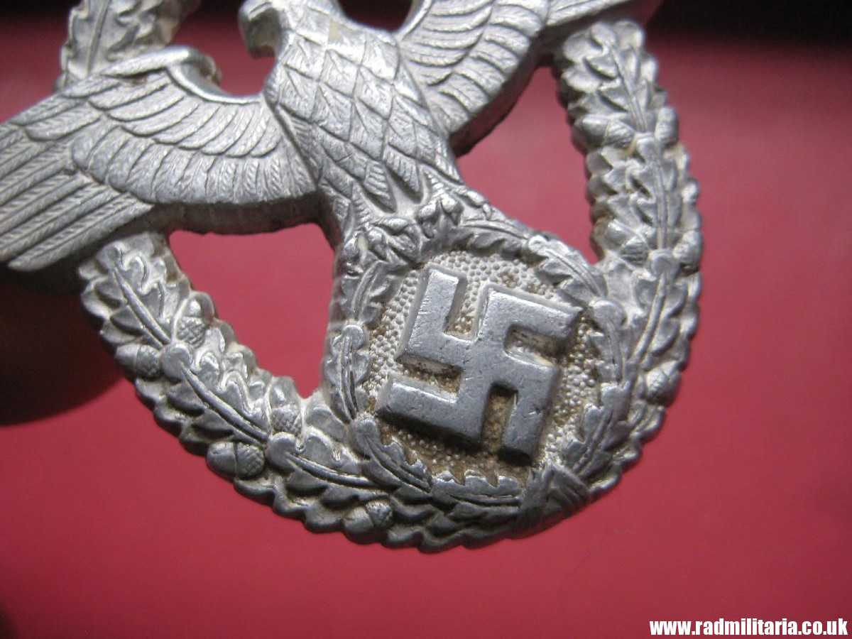 & WW2 original German EAGLE BADGE - CAP BADGE aluminum - GENDARMERIE. - Image 14