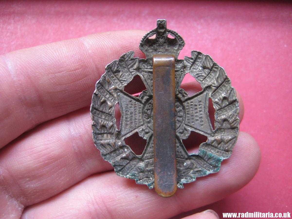 & WW1 original British CAP BADGE - RIFLE BRIGADE (The Prince Consort's Own) white metal REGIMENT badge. - Image 8