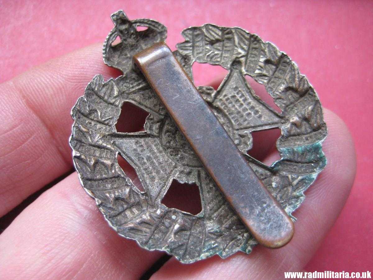 & WW1 original British CAP BADGE - RIFLE BRIGADE (The Prince Consort's Own) white metal REGIMENT badge. - Image 9