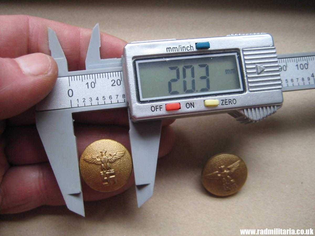 & WW2 a PAIR of German NSDAP BUTTONS with eagle, rare marks: RZM M5/117/8 BERG NOLTE. - Image 12