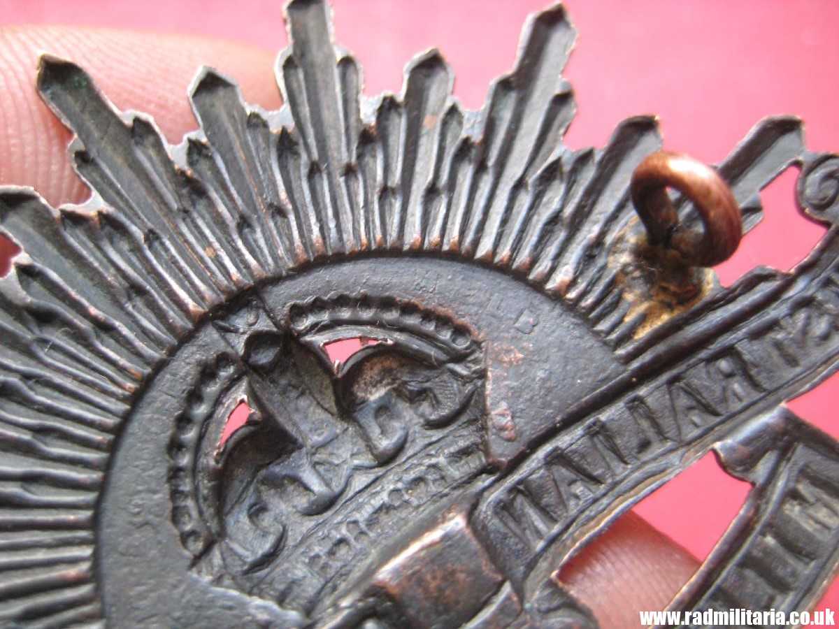 & WW1 Australian RISING SUN BADGE Cap Badge, marked: Stokes Melb. original - Image 9