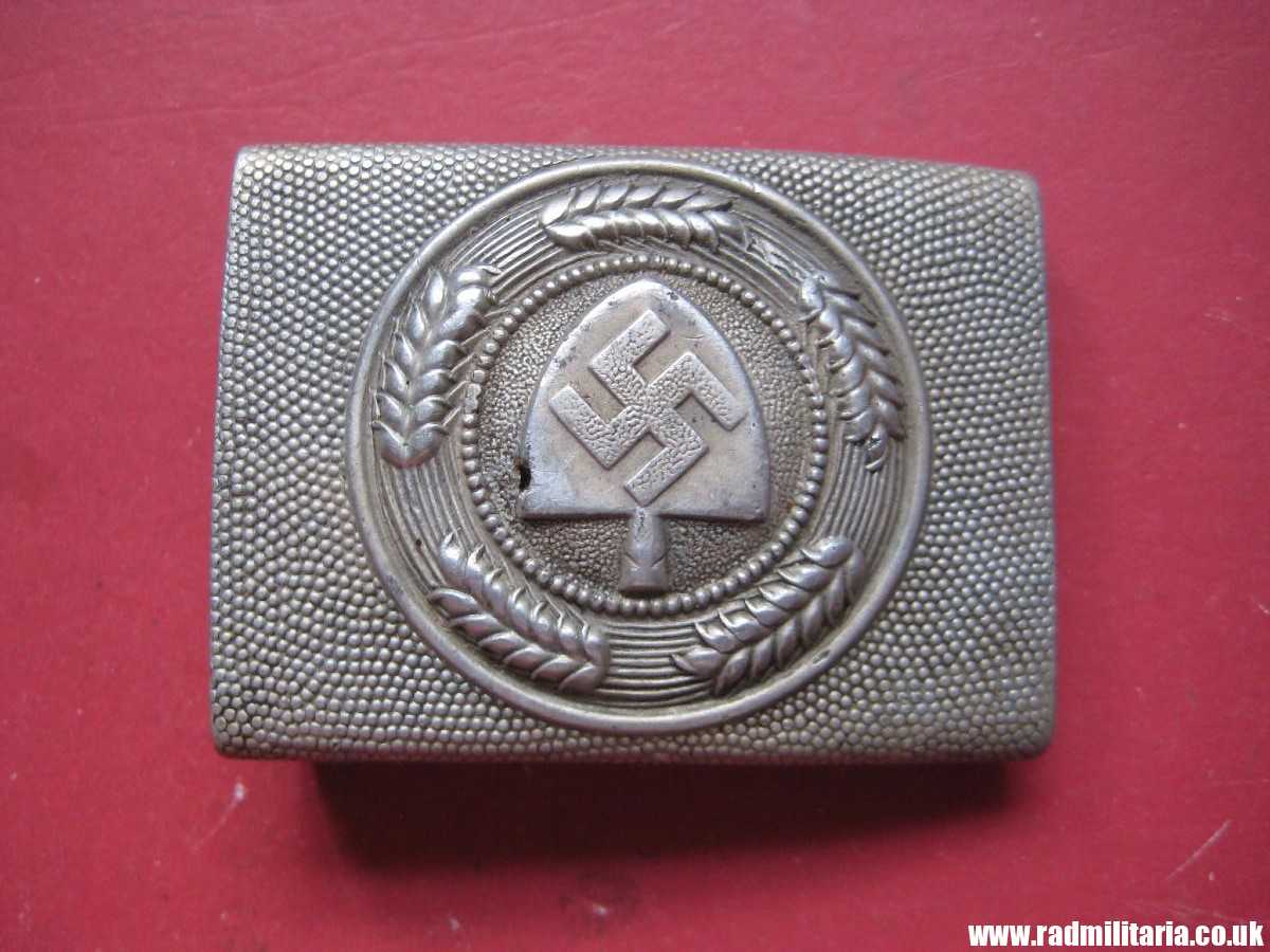 & WW2 original German RAD BELT BUCKLE made of aluminum, marked: K.u.Q.38 (Klein & Quenzer AG, Oberstein)
