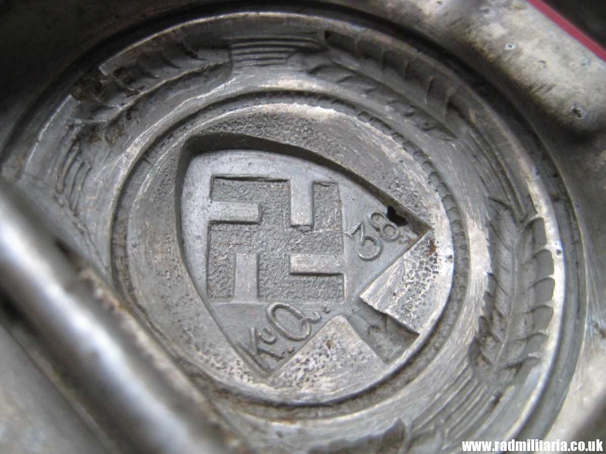 & WW2 original German RAD BELT BUCKLE made of aluminum, marked: K.u.Q.38 (Klein & Quenzer AG, Oberstein) - Image 18