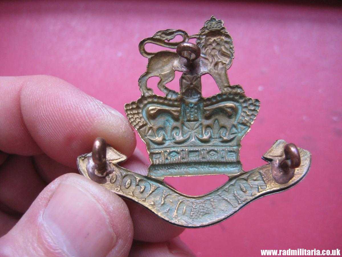 & pre WW1 original British 1st Royal Dragoons VICTORIAN CAP BADGE bi-metal. - Image 16