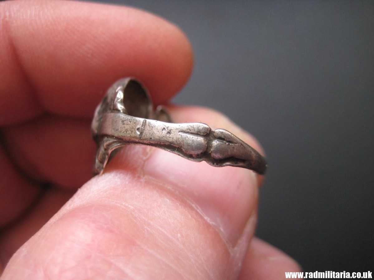 & WW2 original Waffen SS officer - SKULL RING, DEATH HEAD RING, silver "800". - Image 10