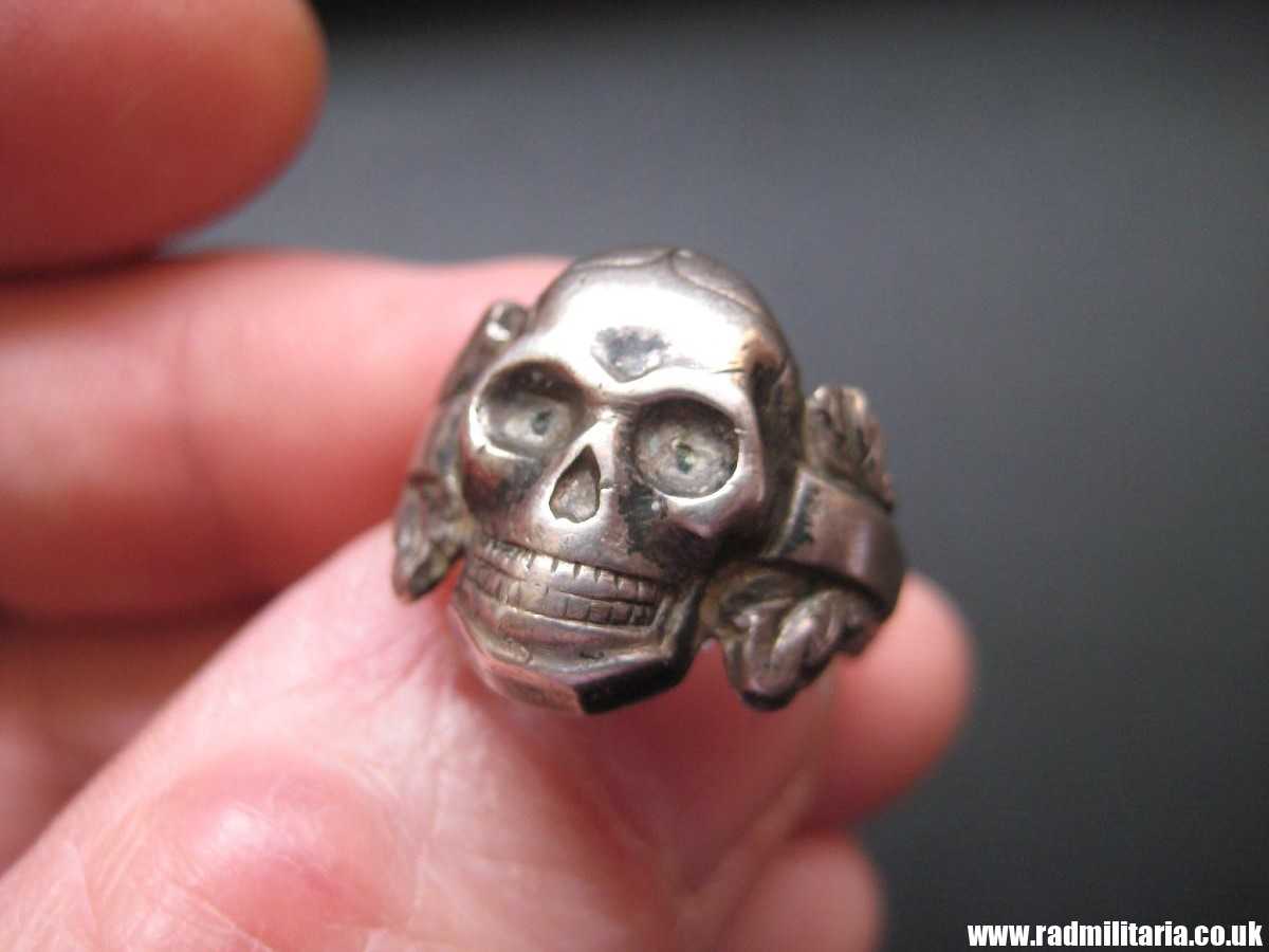 & WW2 original Waffen SS officer - SKULL RING, DEATH HEAD RING, silver "800". - Image 12