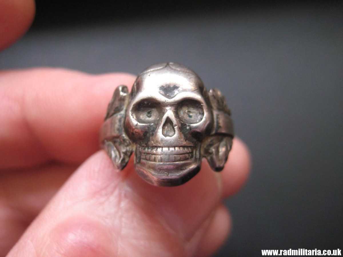 & WW2 original Waffen SS officer - SKULL RING, DEATH HEAD RING, silver "800". - Image 13