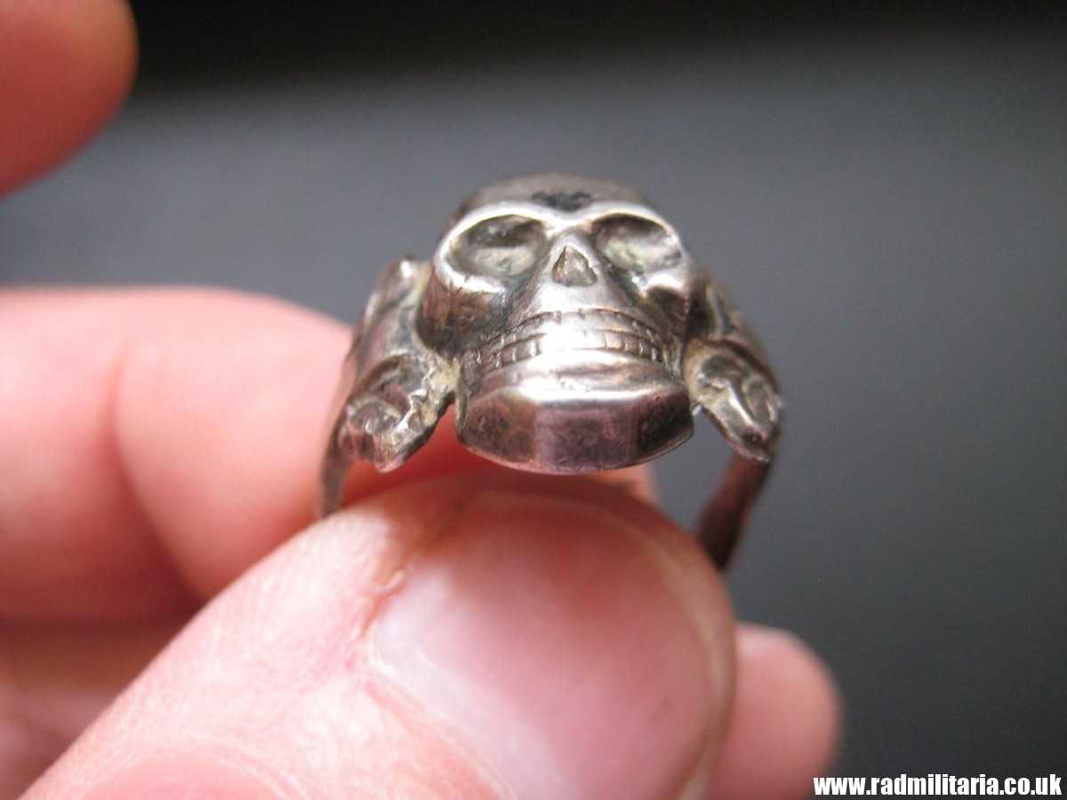 & WW2 original Waffen SS officer - SKULL RING, DEATH HEAD RING, silver "800". - Image 14