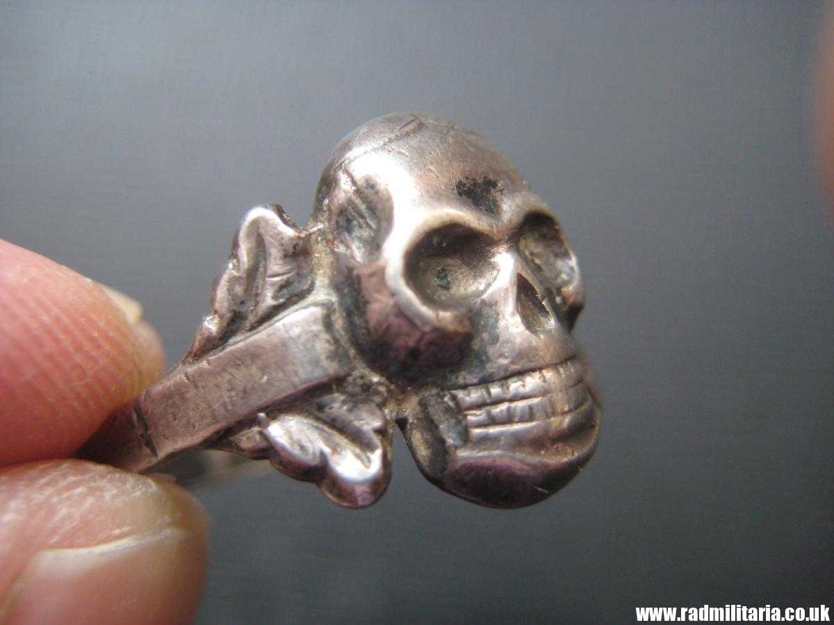 & WW2 original Waffen SS officer - SKULL RING, DEATH HEAD RING, silver "800". - Image 25