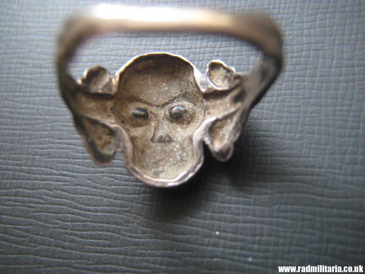 & WW2 original Waffen SS officer - SKULL RING, DEATH HEAD RING, silver "800". - Image 29