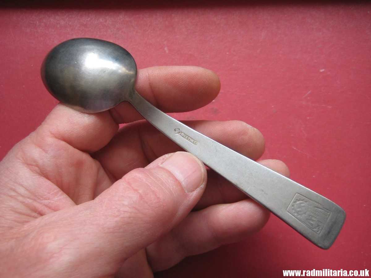 & WW2 German TEA SPOON with swastika, maker: HMZ Rostfrei - LEITZ M.D.A Sch.d.A. good condition, rare !! - Image 4
