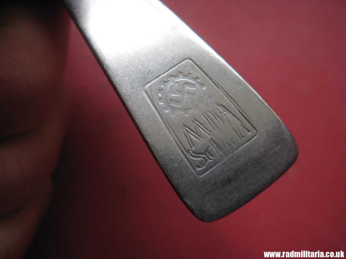& WW2 German TEA SPOON with swastika, maker: HMZ Rostfrei - LEITZ M.D.A Sch.d.A. good condition, rare !! - Image 13