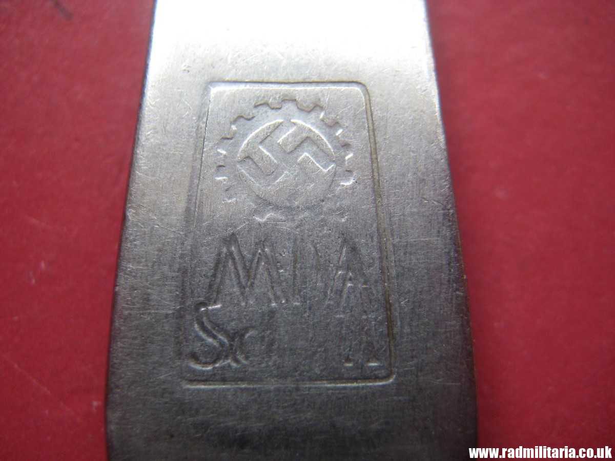 & WW2 German TEA SPOON with swastika, maker: HMZ Rostfrei - LEITZ M.D.A Sch.d.A. good condition, rare !! - Image 17