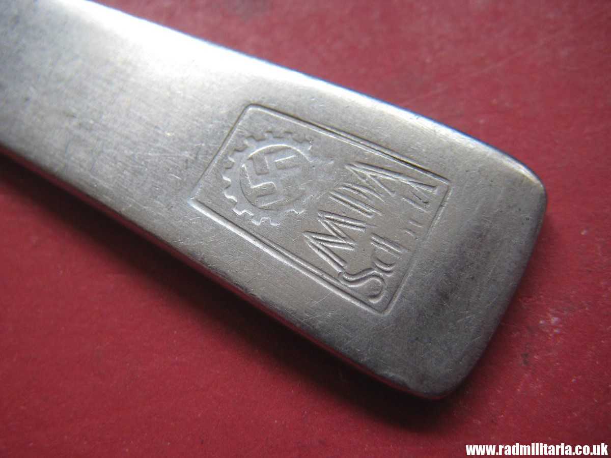 & WW2 German TEA SPOON with swastika, maker: HMZ Rostfrei - LEITZ M.D.A Sch.d.A. good condition, rare !! - Image 9
