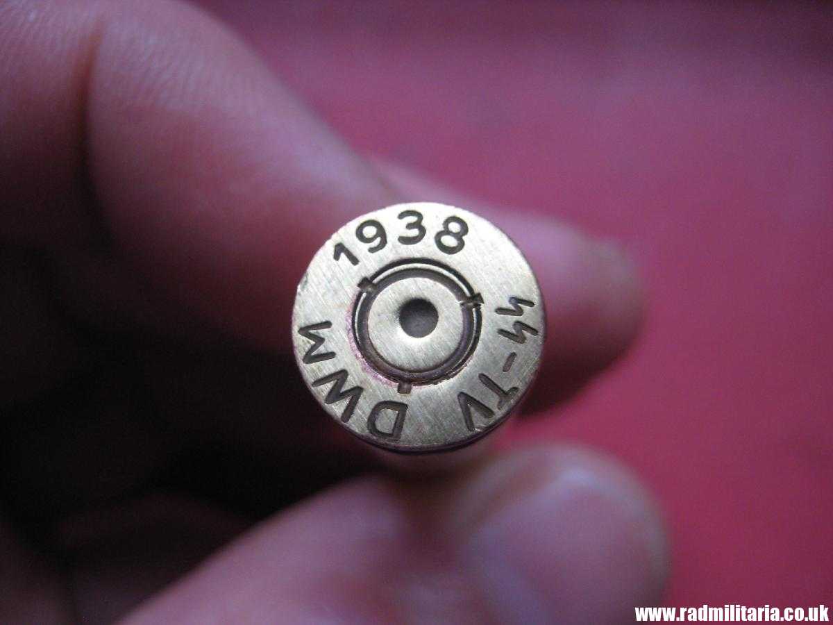 & WW2 original Mauser 98k BRASS EMPTY SHELL marking: DWM 1938 SS-TV. 100% genuine !! rare ! - Image 11