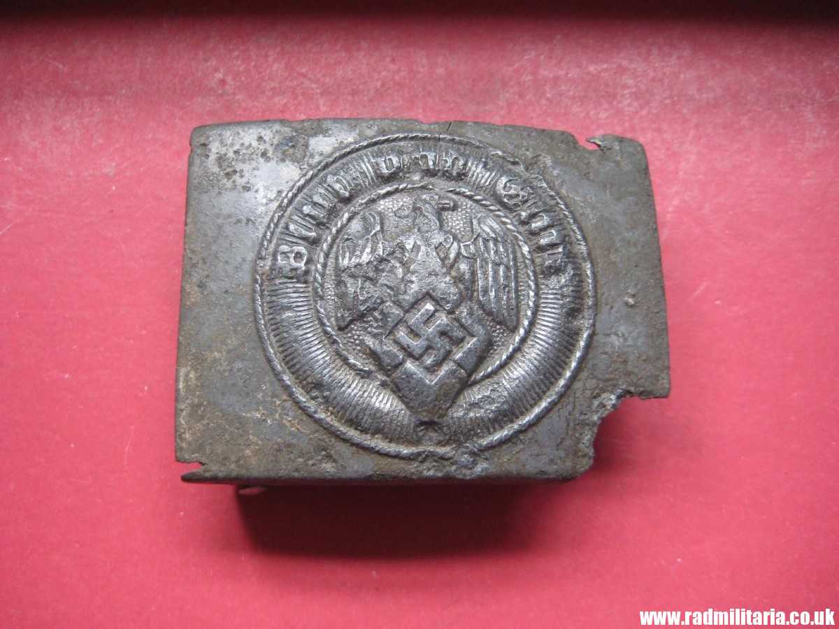 & WW2 original German Hitler Youth HJ BELT BUCKLE, marked: RZM M4/44. metal detecting find. - Image 15