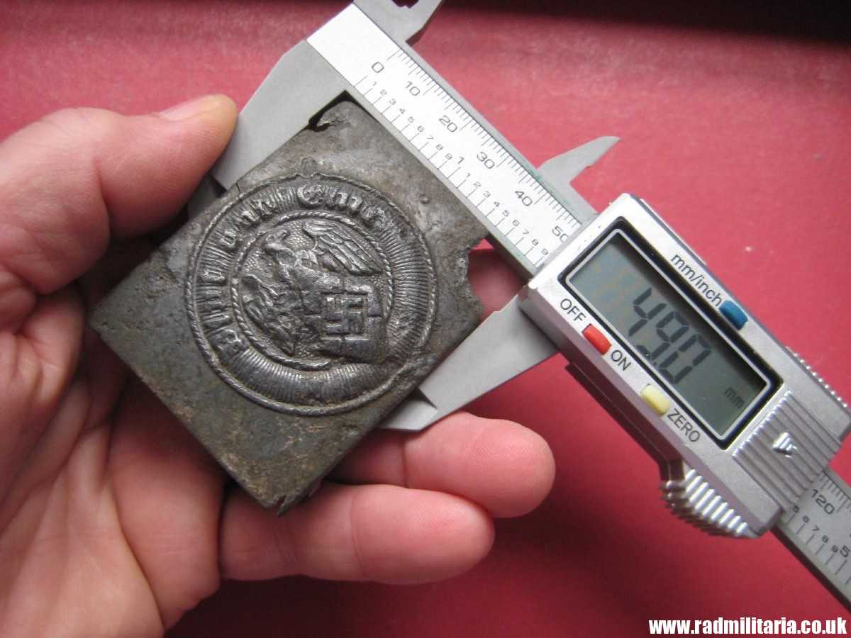 & WW2 original German Hitler Youth HJ BELT BUCKLE, marked: RZM M4/44. metal detecting find. - Image 17