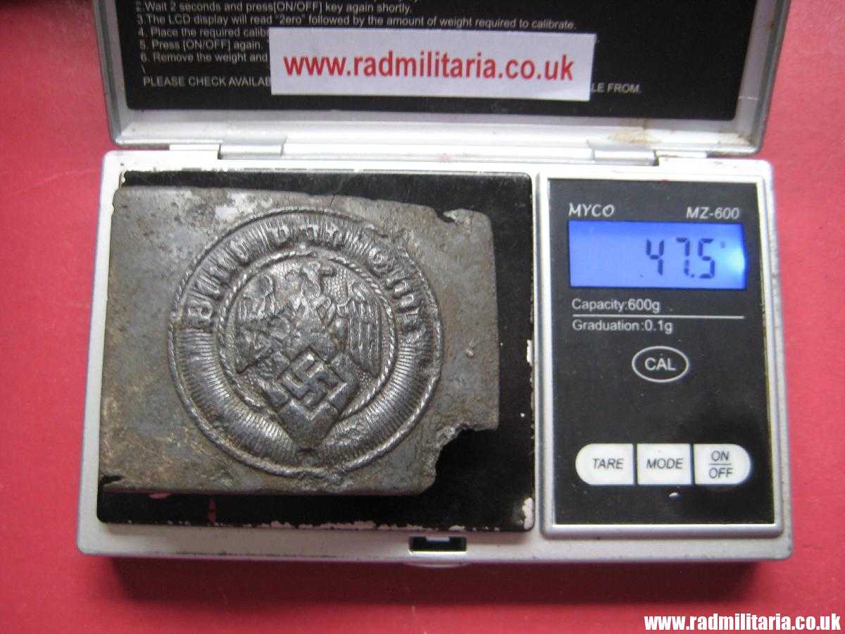 & WW2 original German Hitler Youth HJ BELT BUCKLE, marked: RZM M4/44. metal detecting find. - Image 18