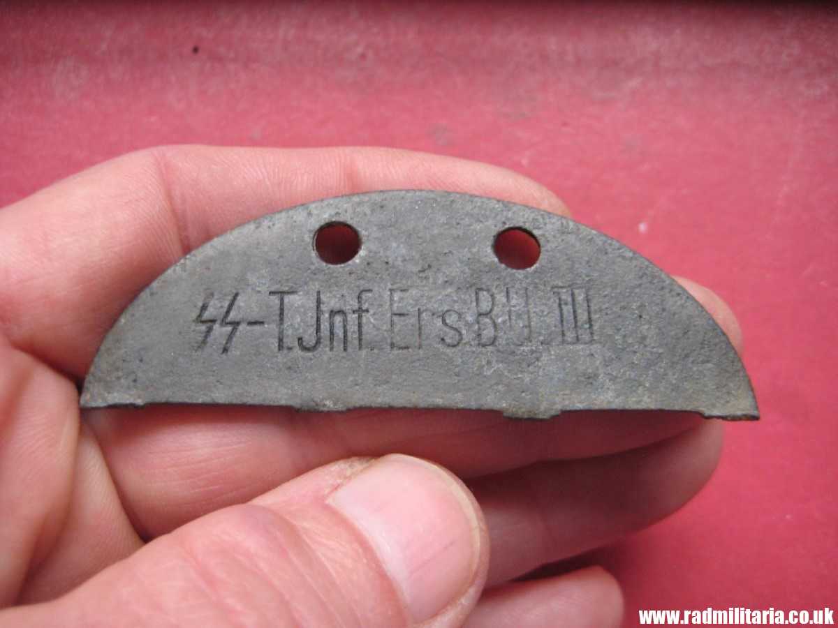 & WW2 original SS DOG TAG ID Disc: Totenkopf Div: SS-T. Jnf. Ers. Btl. III, genuine. - Image 12