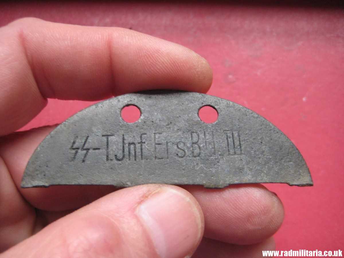 & WW2 original SS DOG TAG ID Disc: Totenkopf Div: SS-T. Jnf. Ers. Btl. III, genuine. - Image 2