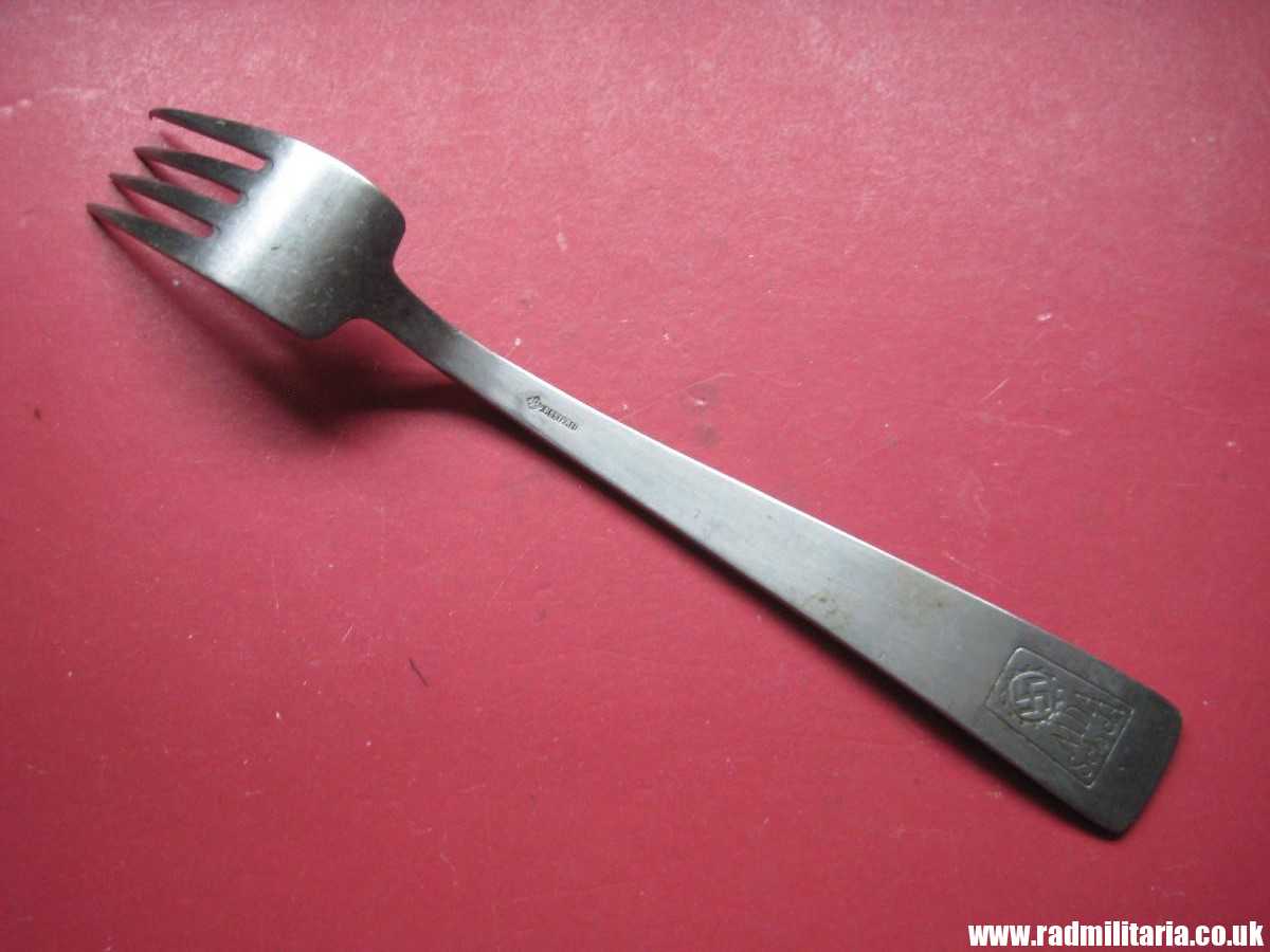 & WW2 German FORK with swastika from LEITZ FACTORY marking: M.D.A Sch.d.A. HMZ Rostfrei - good condition, rare !! - Image 2