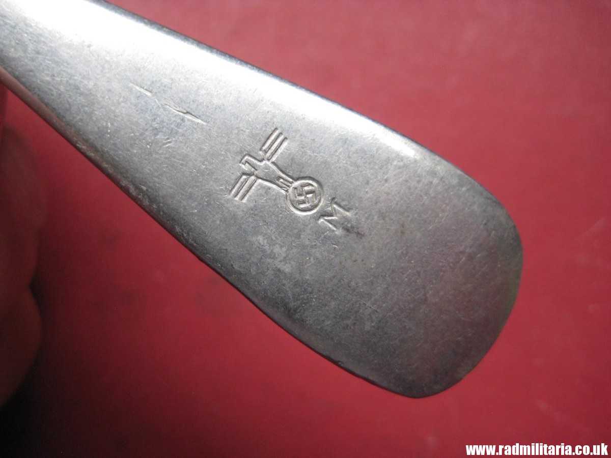 & WW2 German KRIEGSMARINE aluminum FORK marked: "M" and Eagle, 3rd REICH CUTLERY. - Image 15