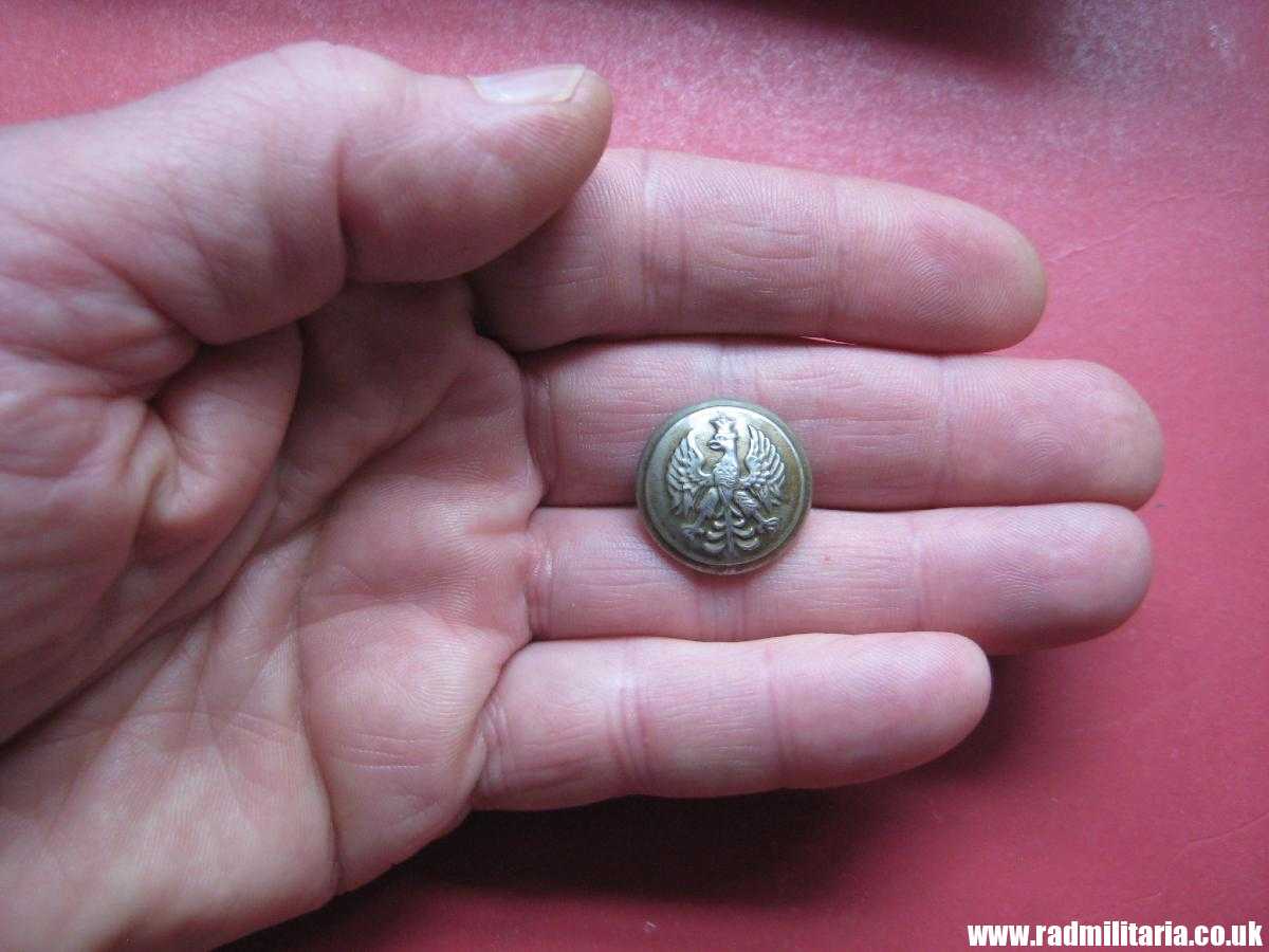 & WW2 genuine Polish Army tunic BUTTON with EAGLE, maker marks: Henderson Jerusalem - VERY RARE !!! - Image 5