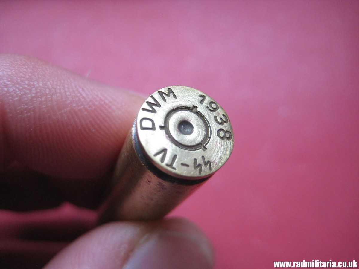 & WW2 original Mauser k98 BRASS EMPTY SHELL marking: DWM 1938 SS-TV. 100% genuine !! rare !!! - Image 8