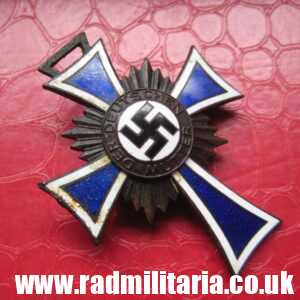 & WW2 original German CROSS - DER DEUTSCHEN MUTTER - Poor condition metal detecting find.