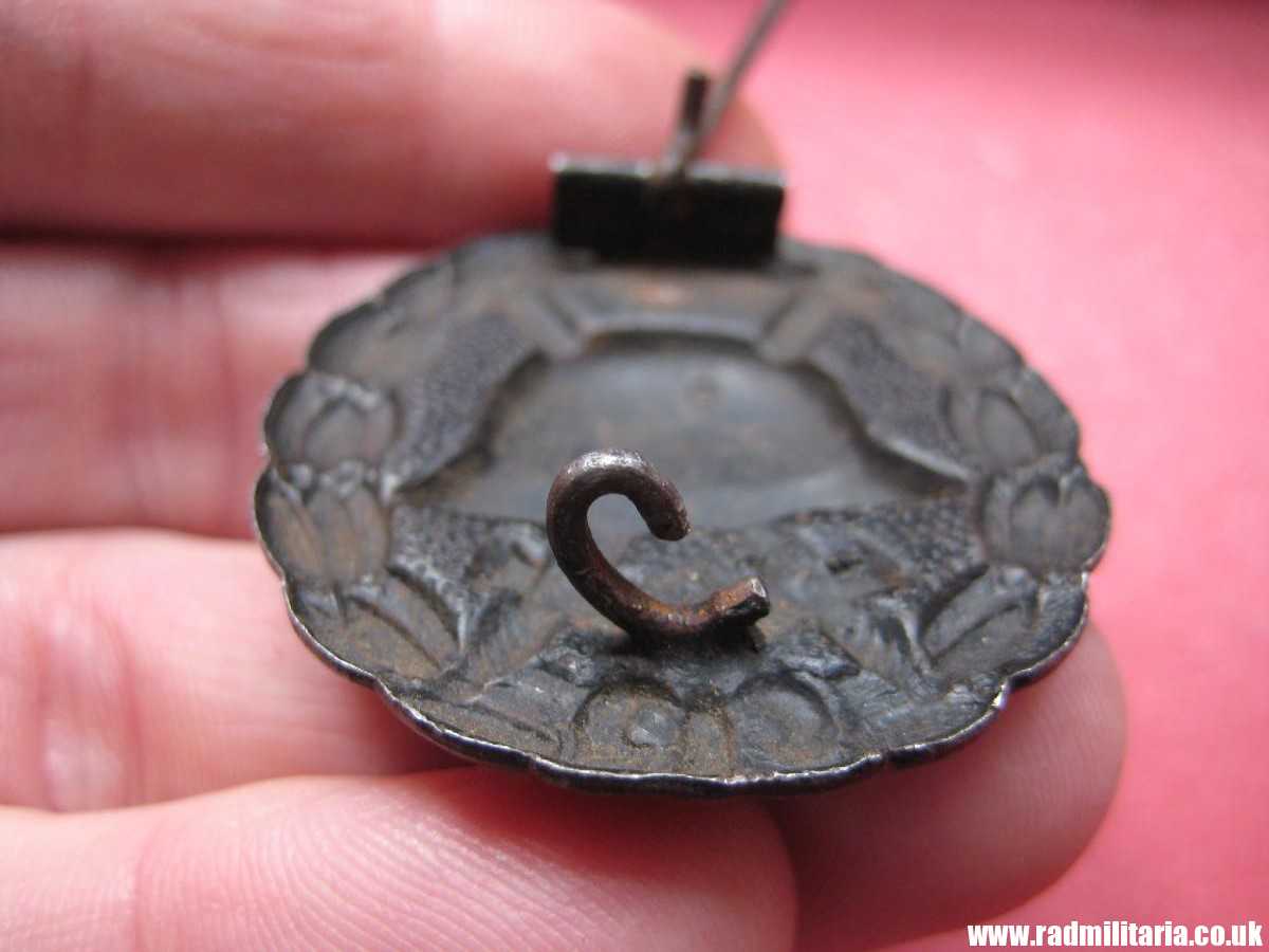 & WW1 German WOUND BADGE Black Class in good used condition - 100% genuine. - Image 10