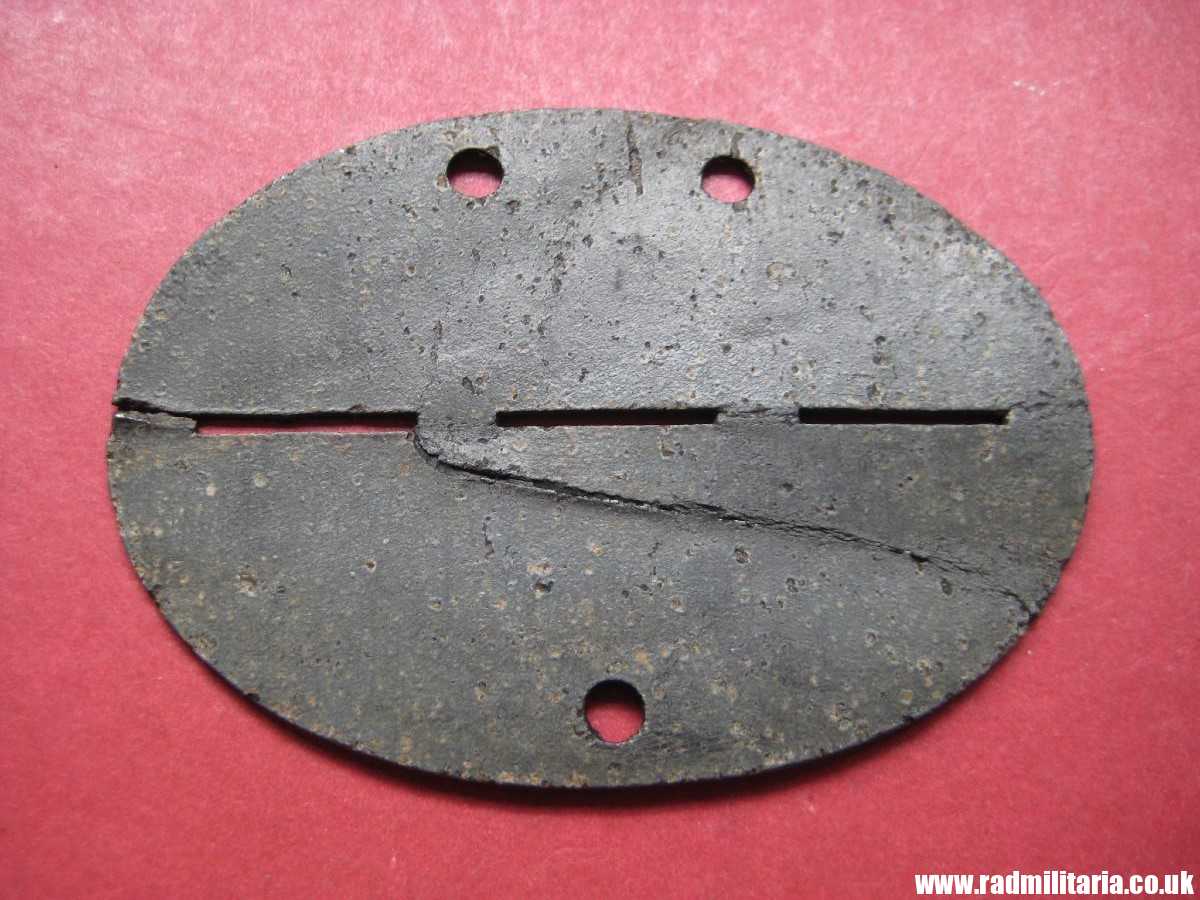 & WW2 original SS DOG TAG - ID Disc: LETTLAND: "Stab/Waffen Gren. Rgt. d. SS 33 Lett. Nr.4" 100% genuine - very RARE ! - Image 20