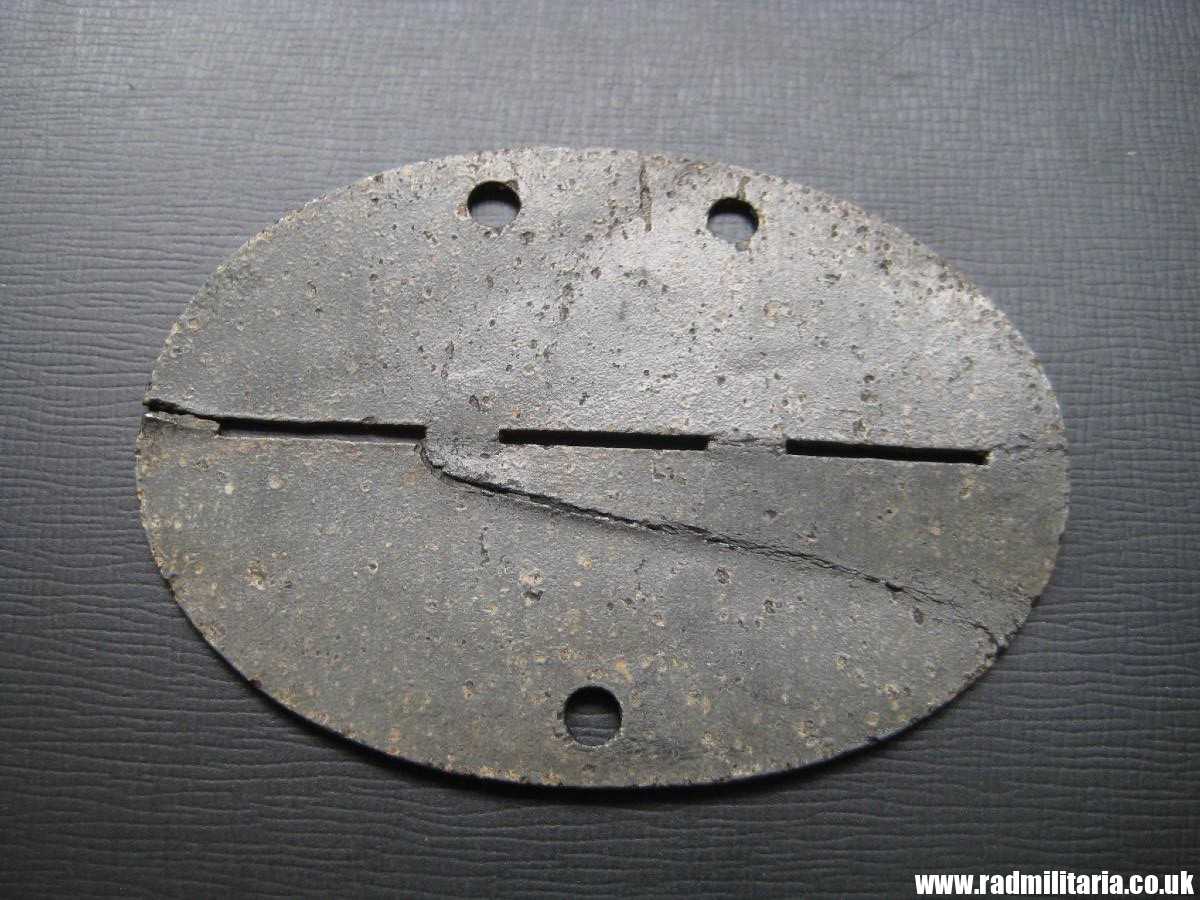 & WW2 original SS DOG TAG - ID Disc: LETTLAND: "Stab/Waffen Gren. Rgt. d. SS 33 Lett. Nr.4" 100% genuine - very RARE ! - Image 22