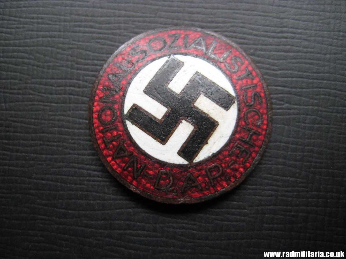 & WW2 original German NSDAP enamel membership BADGE marked: RZM M1/128, metal detecting find. - Image 2