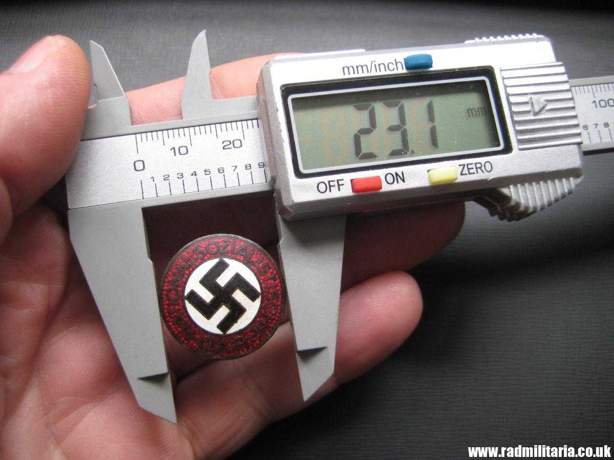 & WW2 original German NSDAP enamel membership BADGE marked: RZM M1/128, metal detecting find. - Image 17