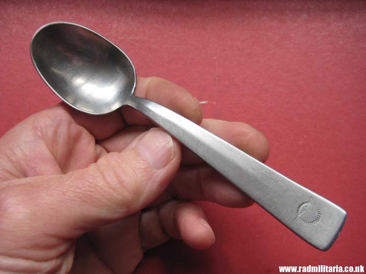 & WW2 German TEA SPOON with swastika, maker: HMZ Rostfrei - LEITZ M.D.A Sch.d.A. good condition, rare !!! - Image 4
