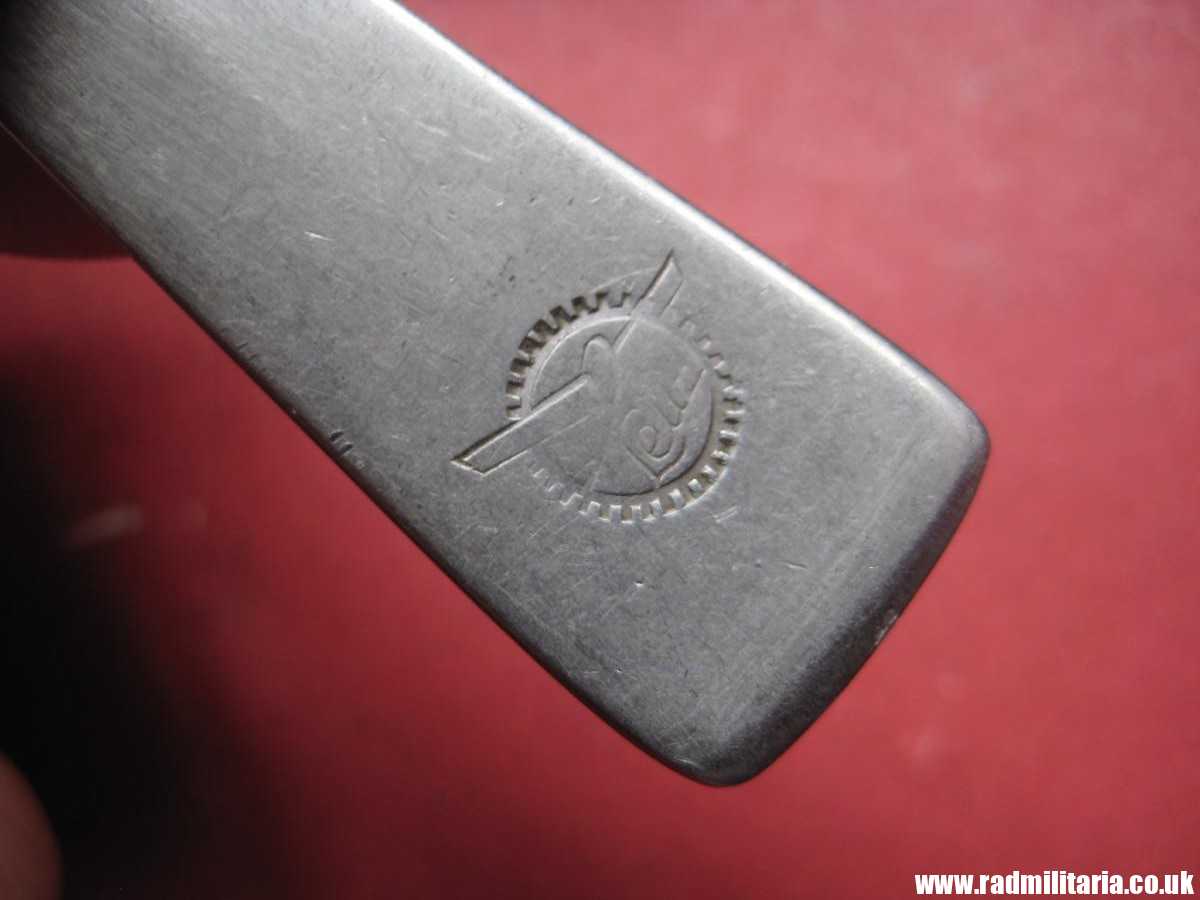 & WW2 German TEA SPOON with swastika, maker: HMZ Rostfrei - LEITZ M.D.A Sch.d.A. good condition, rare !!! - Image 13