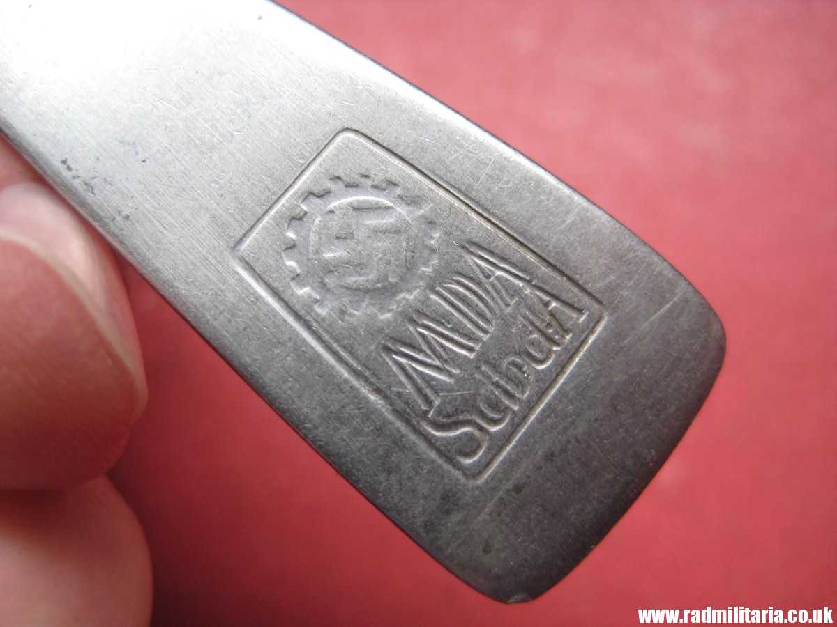 & WW2 German TEA SPOON with swastika, maker: HMZ Rostfrei - LEITZ M.D.A Sch.d.A. good condition, rare !!! - Image 15