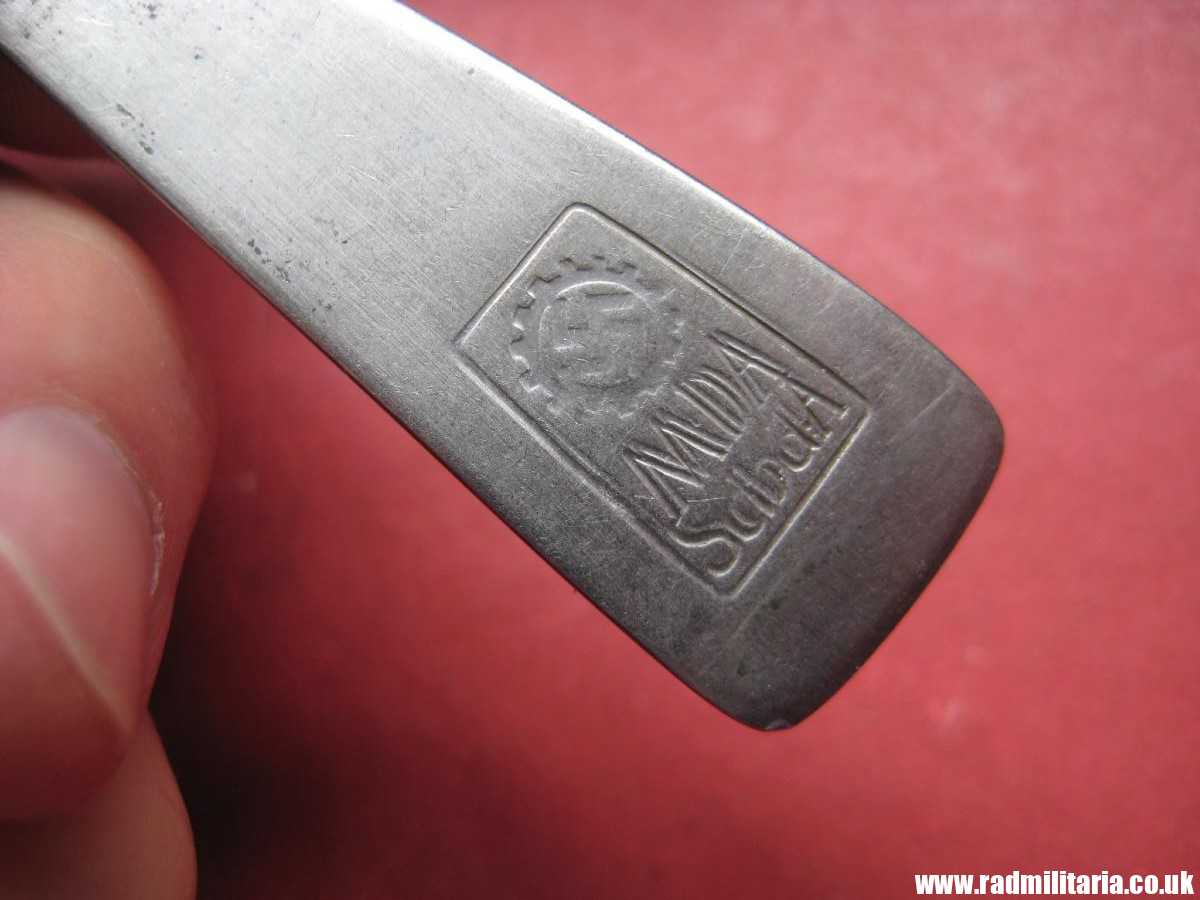 & WW2 German TEA SPOON with swastika, maker: HMZ Rostfrei - LEITZ M.D.A Sch.d.A. good condition, rare !!! - Image 16
