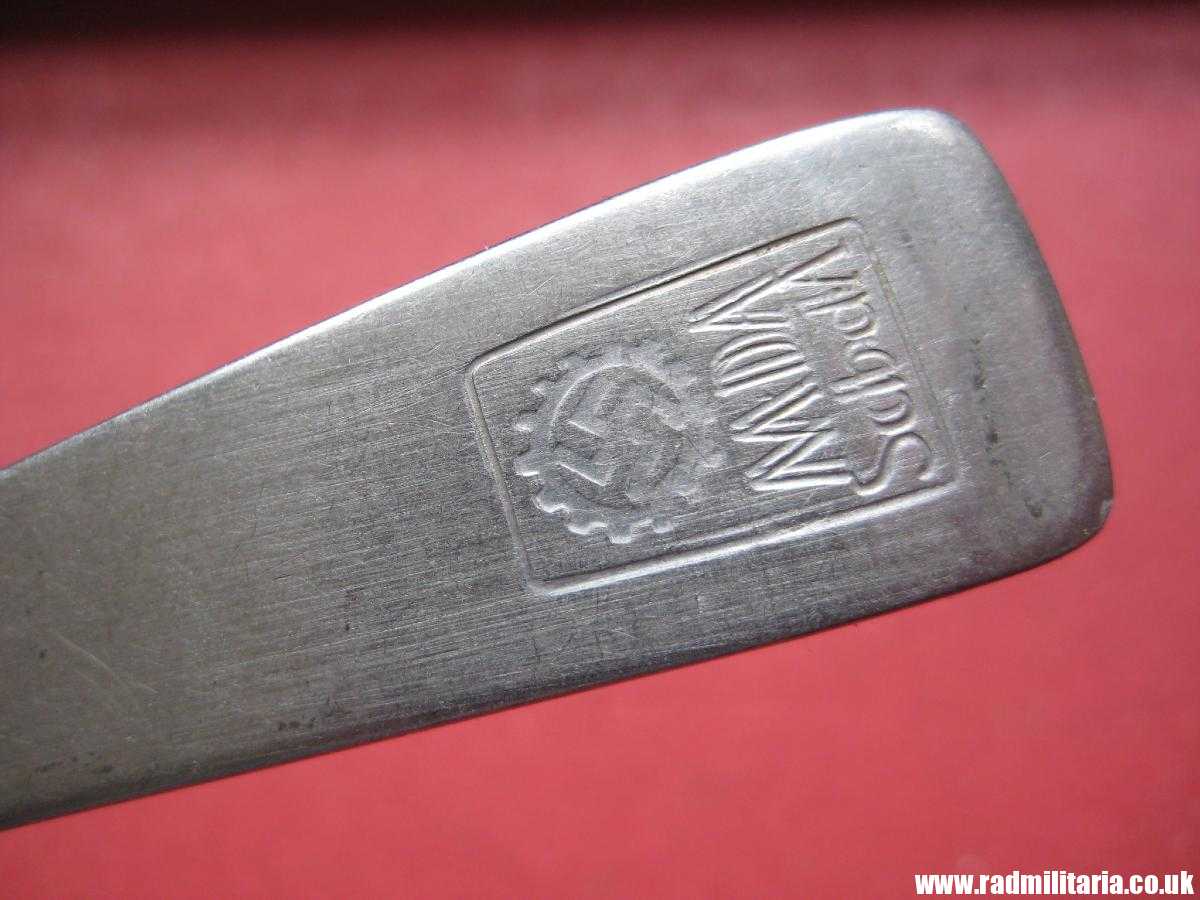 & WW2 German TEA SPOON with swastika, maker: HMZ Rostfrei - LEITZ M.D.A Sch.d.A. good condition, rare !!! - Image 25