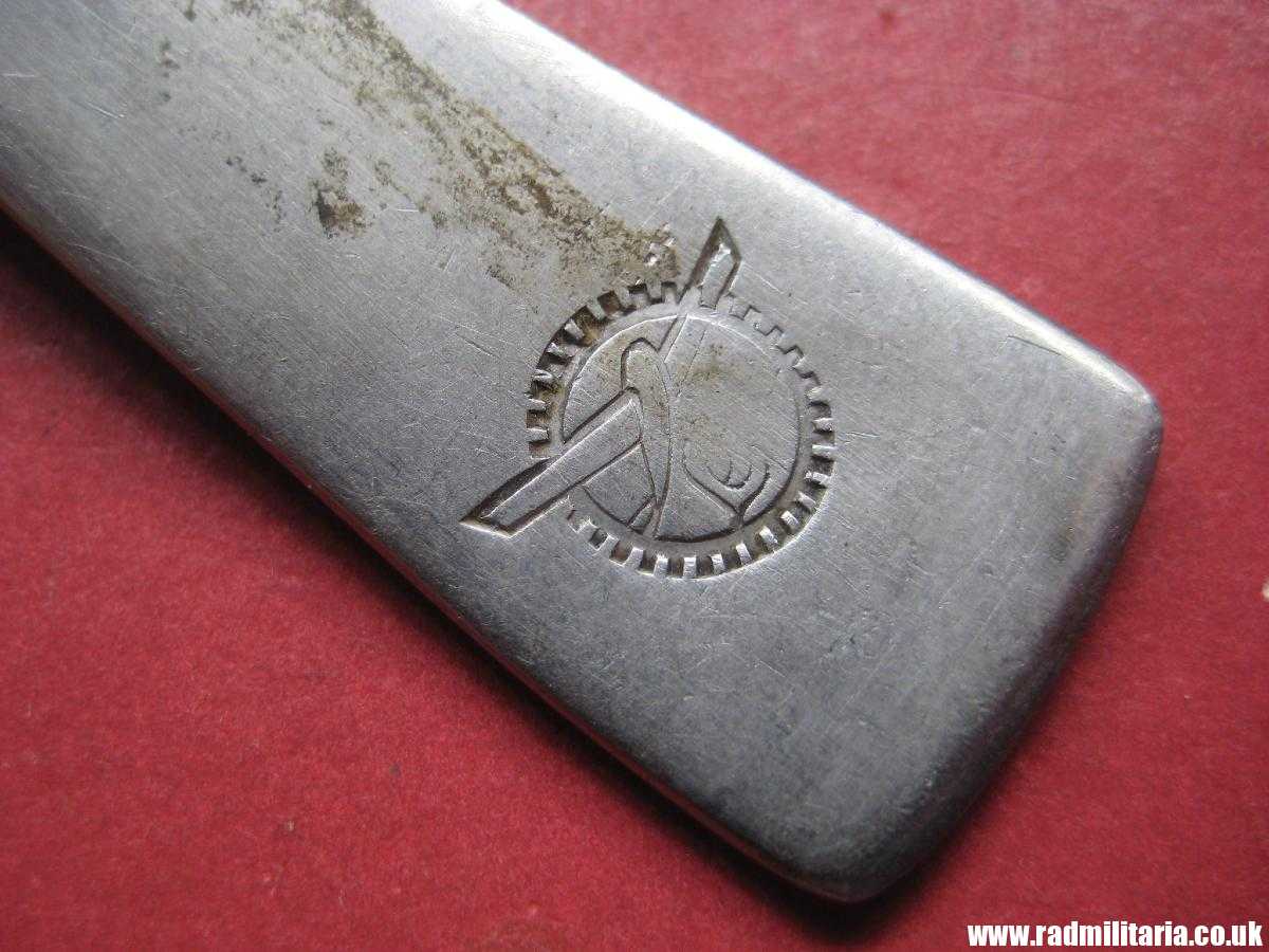 & WW2 German TEA SPOON with swastika, maker: HMZ Rostfrei - LEITZ M.D.A Sch.d.A. good condition, rare !!! - Image 11
