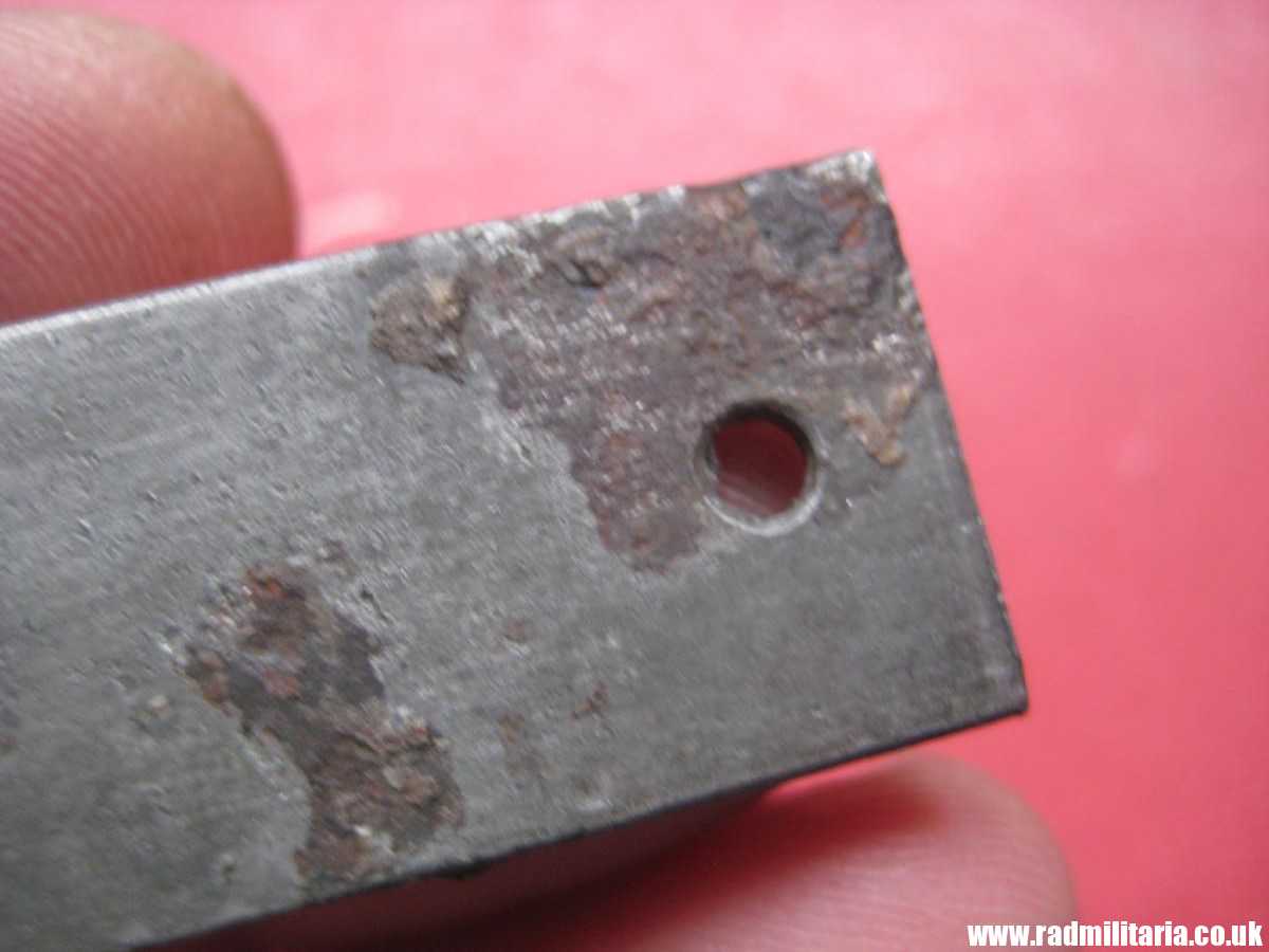 & original WW2 German Navy KRIEGSMARINE U-Boat data METAL PLATE: "Drucklufttubern" - metal detecting find. - Image 7