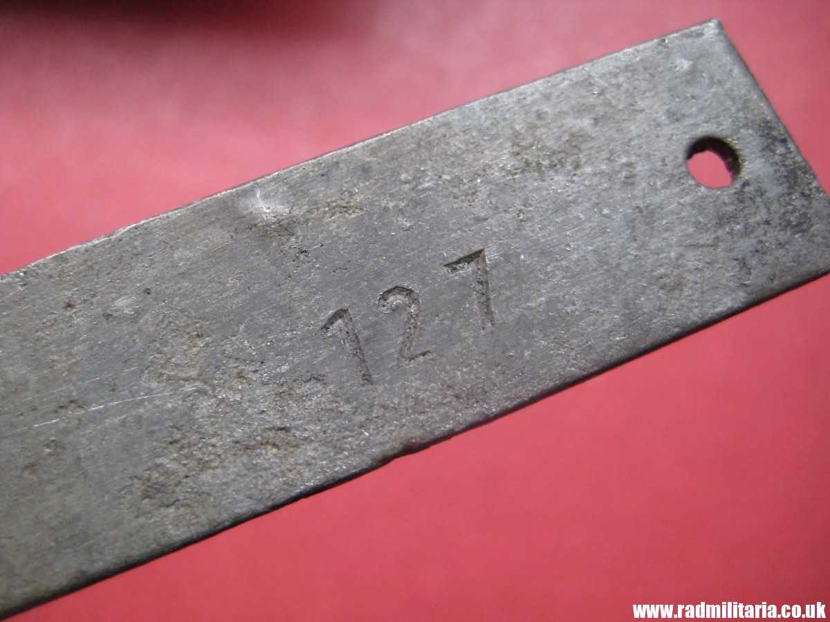 & original WW2 German Navy KRIEGSMARINE U-Boat data METAL PLATE: "Mot Olsammeltank Bd" - metal detecting find. - Image 7