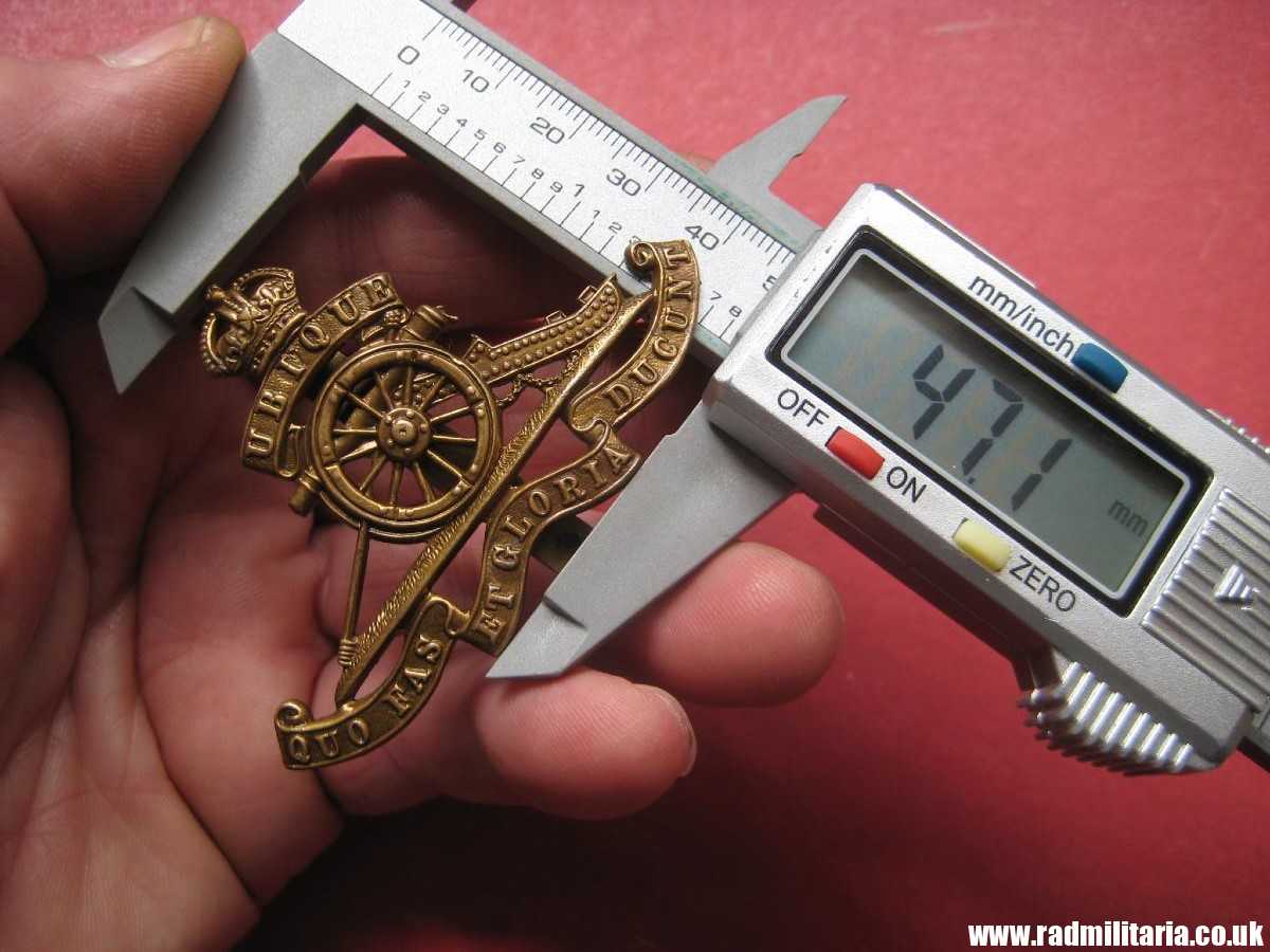 & WW1/WW2 original British CAP BADGE: Royal Artillery - Image 14