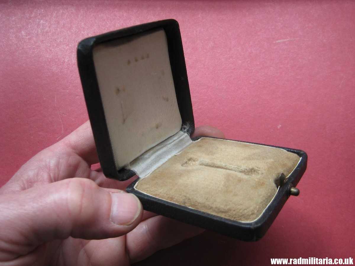 & genuine WW2 German BOX of ISSUE for Iron Cross 1st Class - 100% original. - Image 16