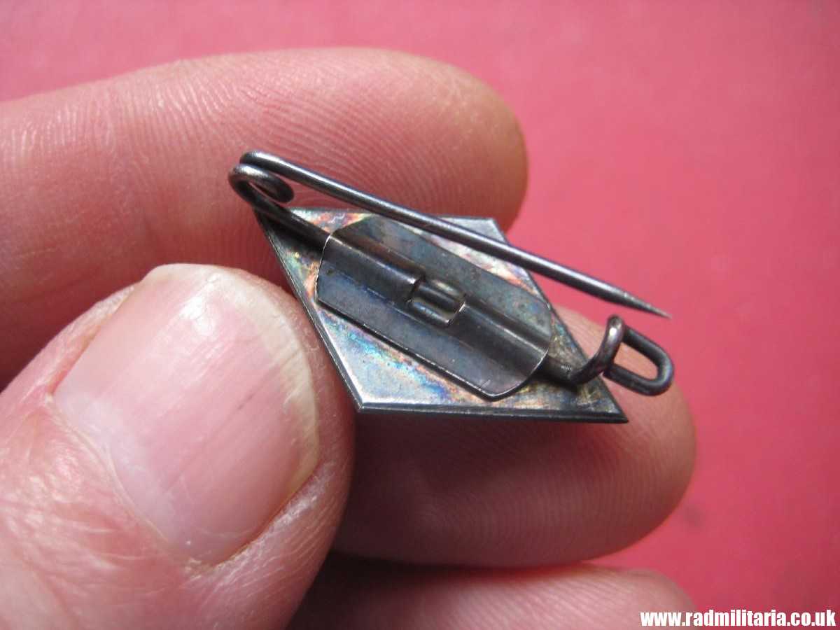 & German Student Organization BADGE - Original or Fake ? - Image 16