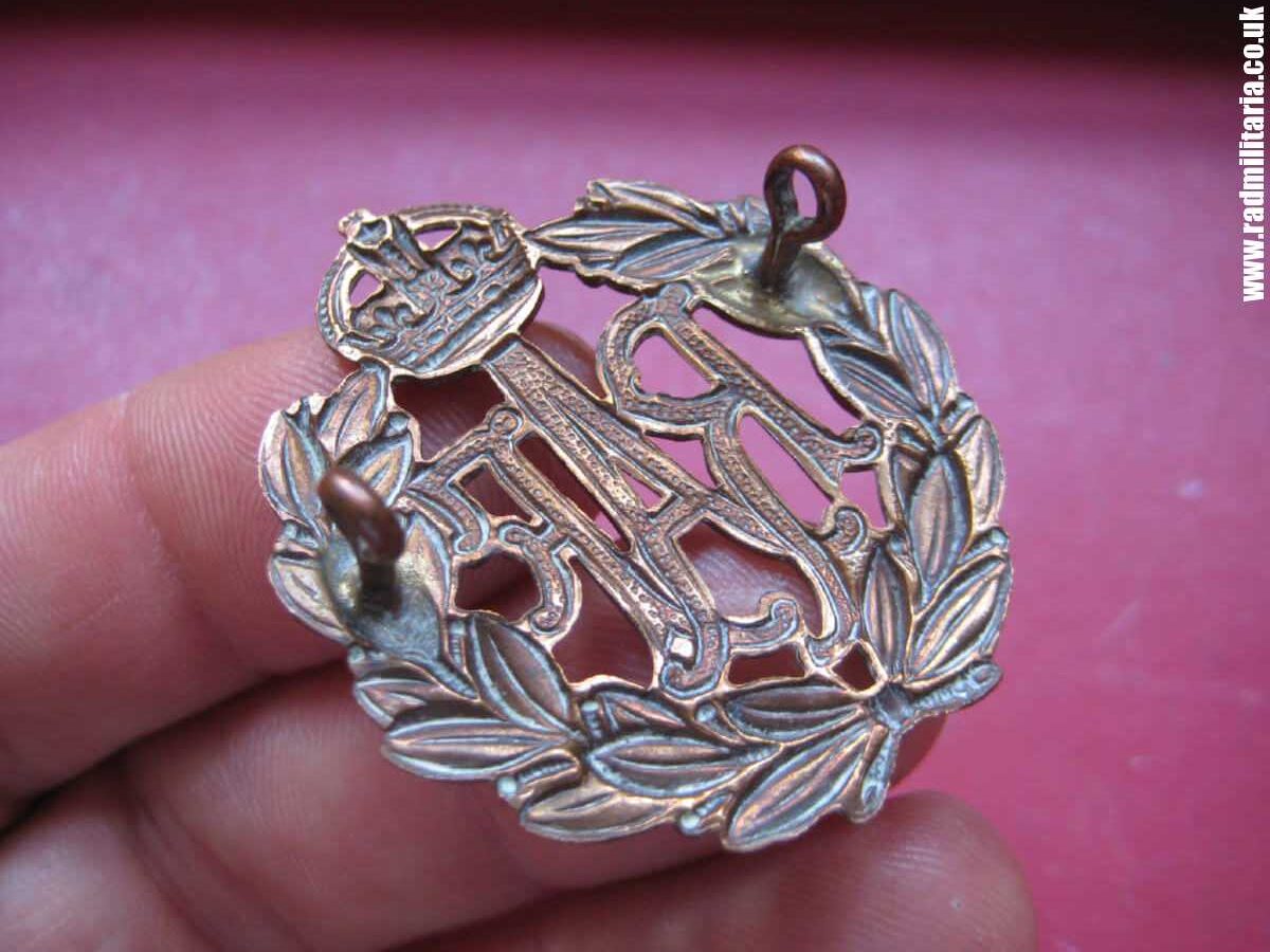 & WW2 Royal Air Force CAP BADGE RAF original bronze badge in very good condition, genuine ! - Image 7