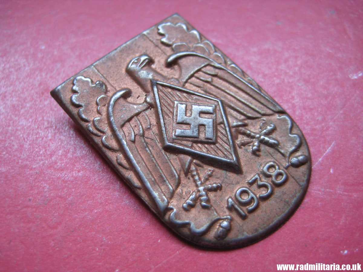 & original German HJ BADGE Tinnie Badge with date - 1938 good condition. - Image 10
